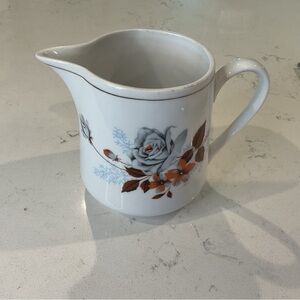 Vintage Water/Milk Pitcher Porcelain Floral Country/Farmhouse Kitchen 32 oz.